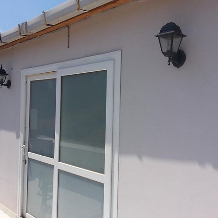 Laguna Otel Pansiyon Измир Екстериор снимка
