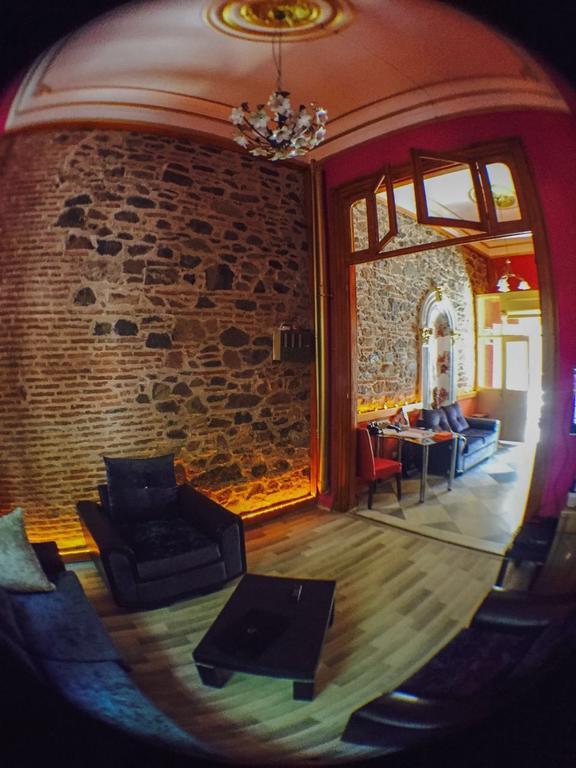 Laguna Otel Pansiyon Измир Екстериор снимка